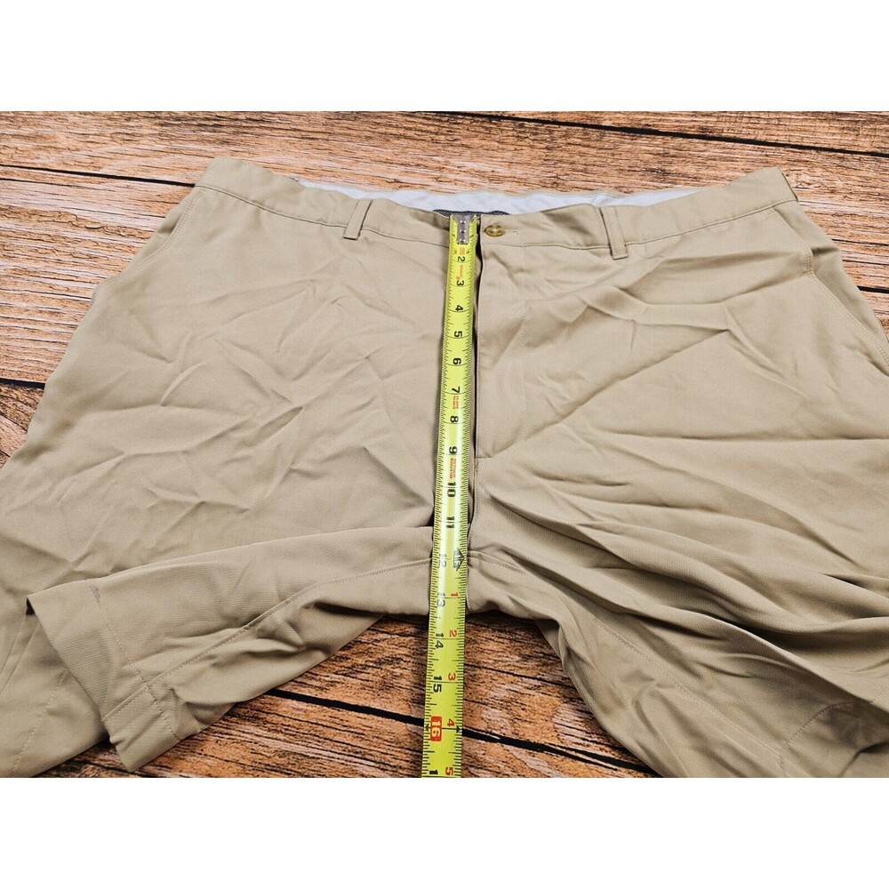 NWT PGA Tour Chinchills Mens 42 UPF50+ Golf Shorts Moisture Wicking Beige - Picture 10 of 10